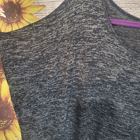 Lane Bryant Black and Gray Asymmetrical Top 22/24 - Picture 2 of 5